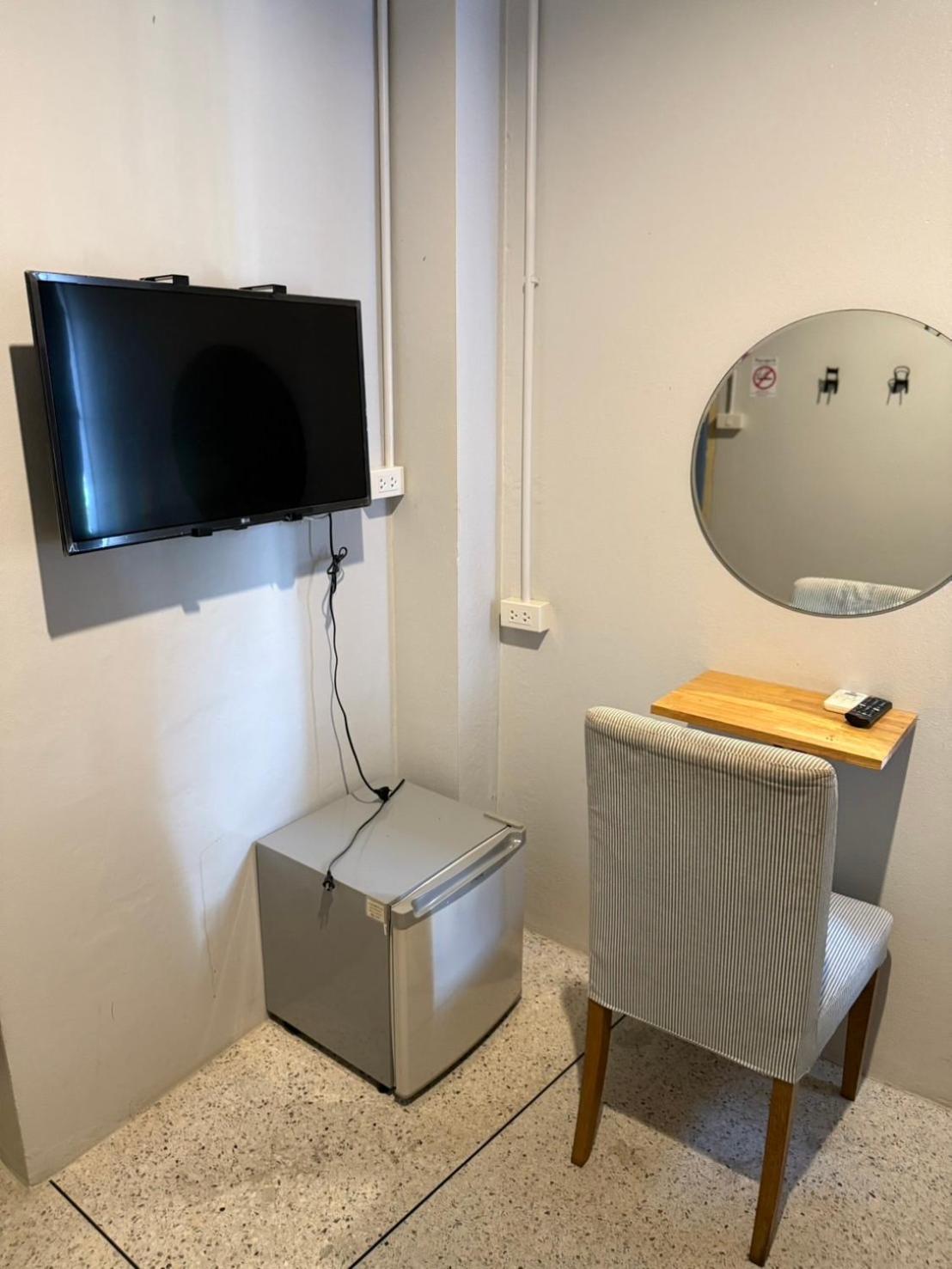 Ler Hostel 65 查汶海滩 外观 照片